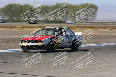 media/Oct-01-2022-24 Hours of Lemons (Sat) [[0fb1f7cfb1]]/10am (Front Straight)/